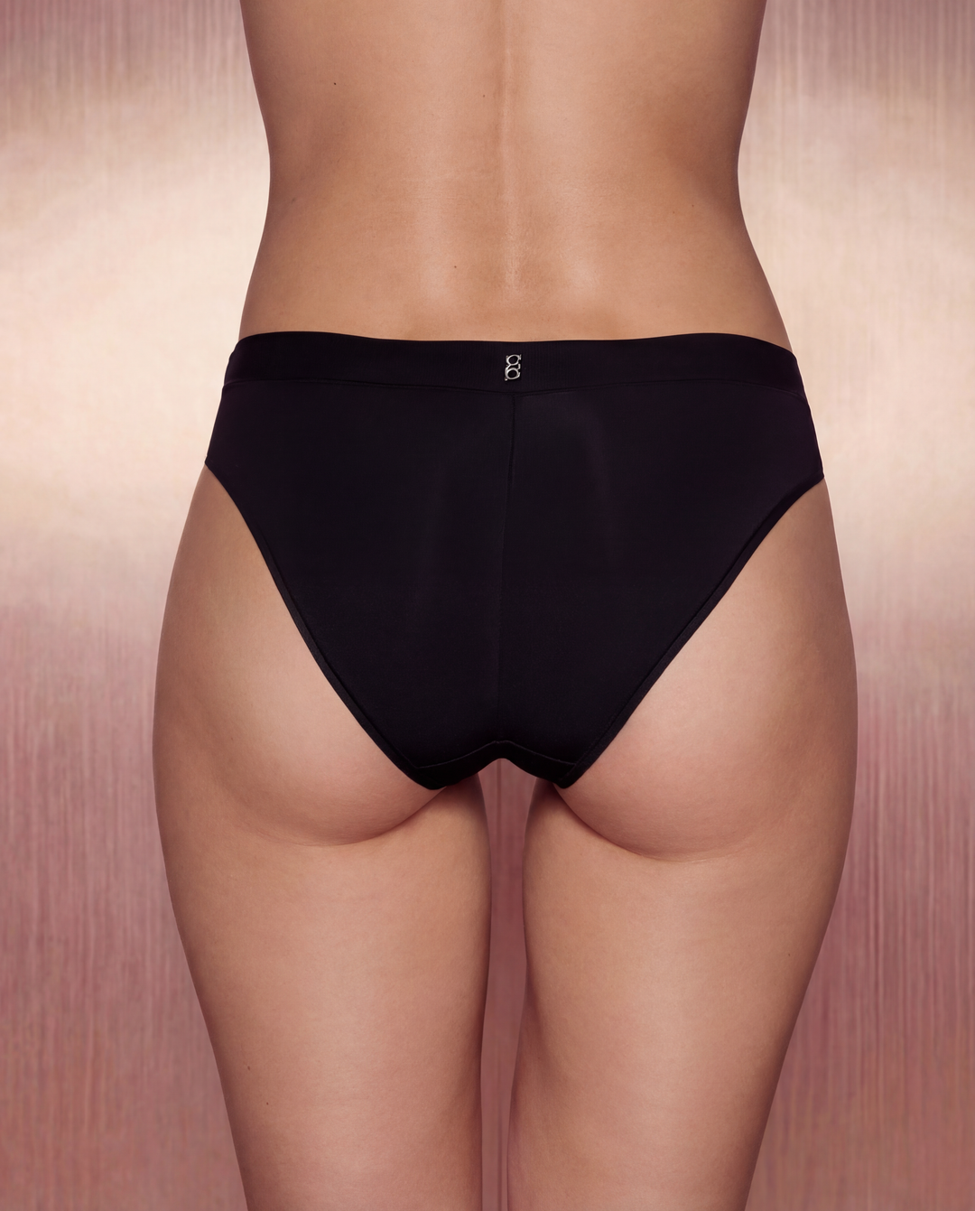 Elegant Brief – Everyday Comfort